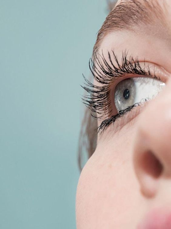 mascara