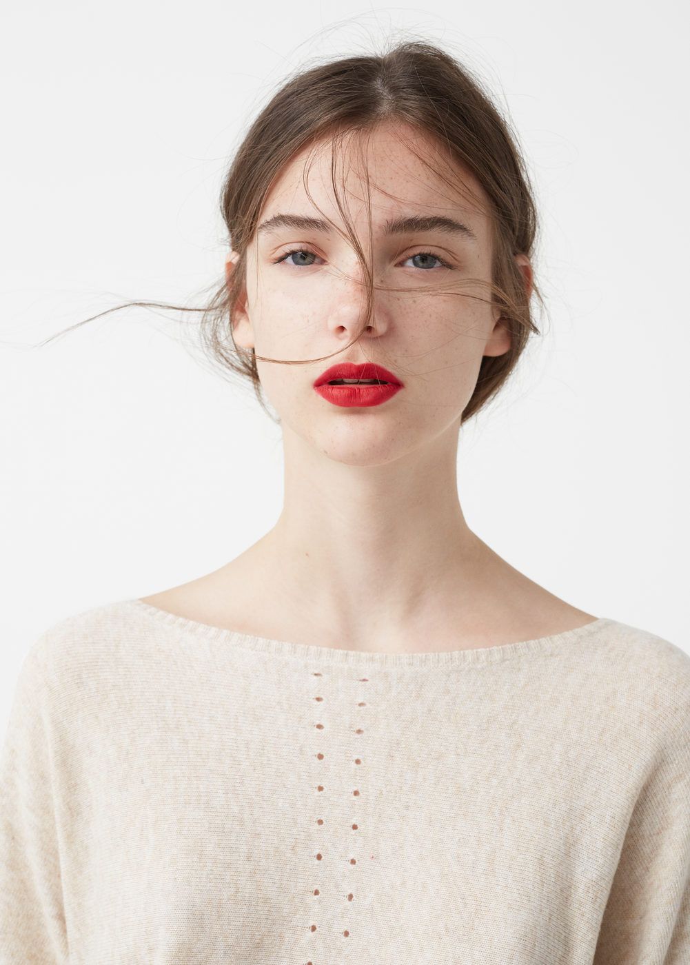 卸妝方面亦需要特別留意