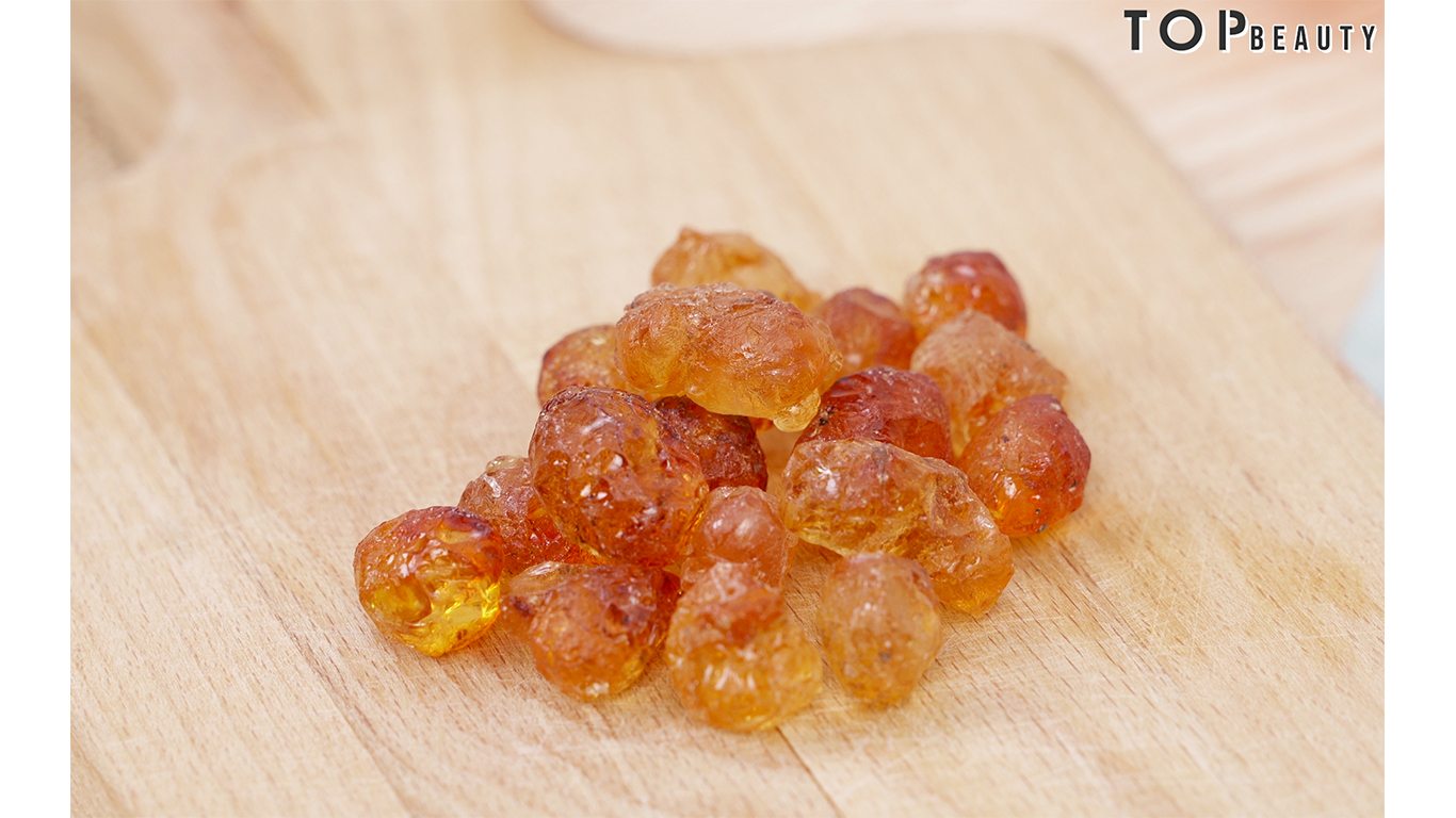 桃膠 (隔夜浸軟)