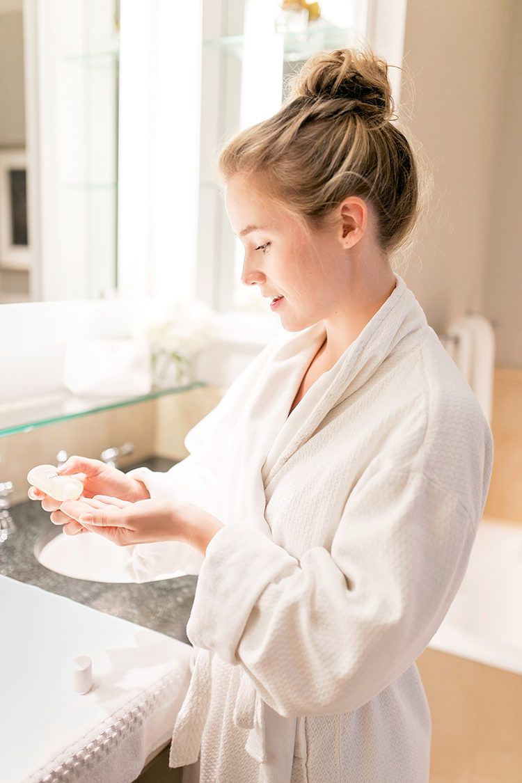 一天帶妝超過12小時，清潔很重要！