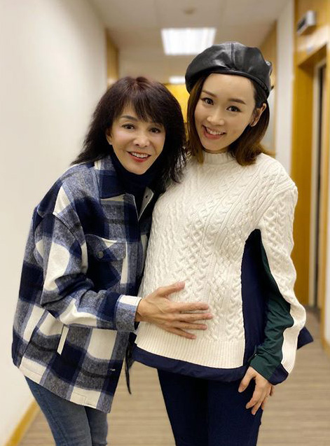 楊思琦幸福準媽咪 再為人妻開心稱「覺得自己中獎」