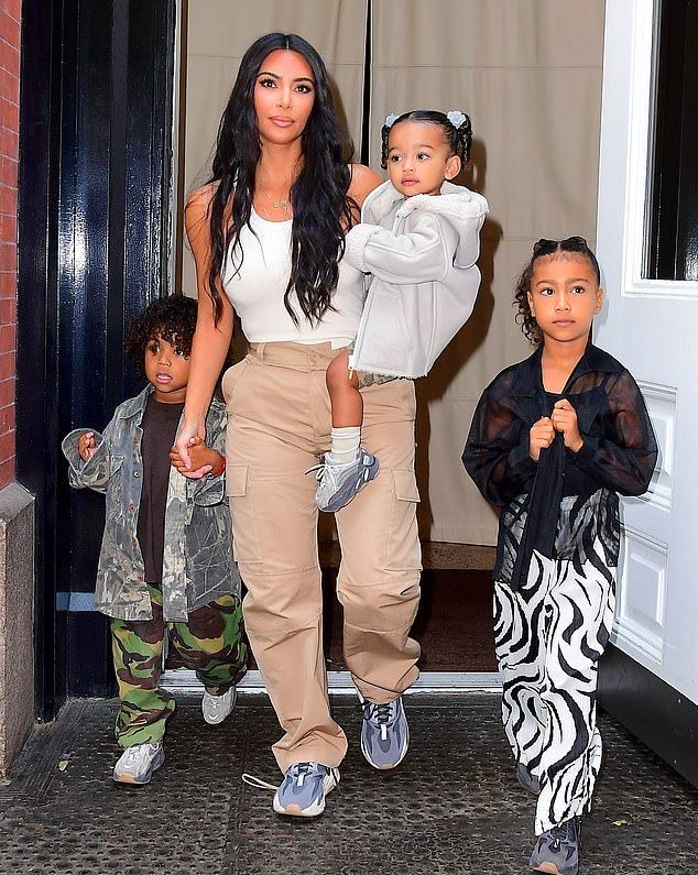 位位都是人氣女皇名理雙收 生活實況節目造就話題名媛家族