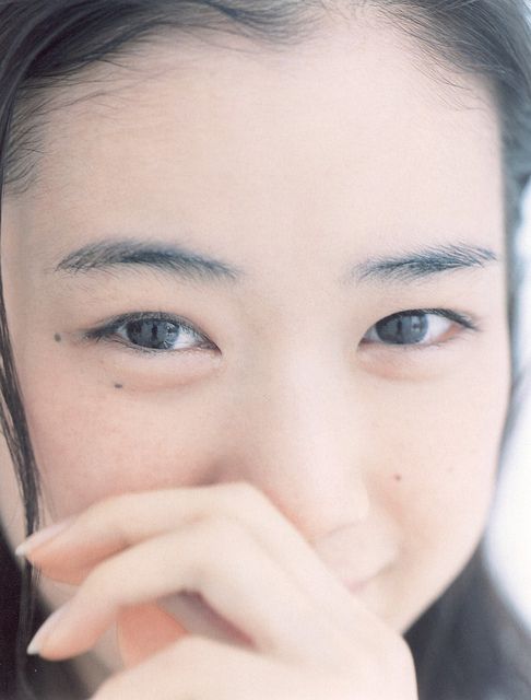 擊退黑眼圈、乾紋、浮腫問題