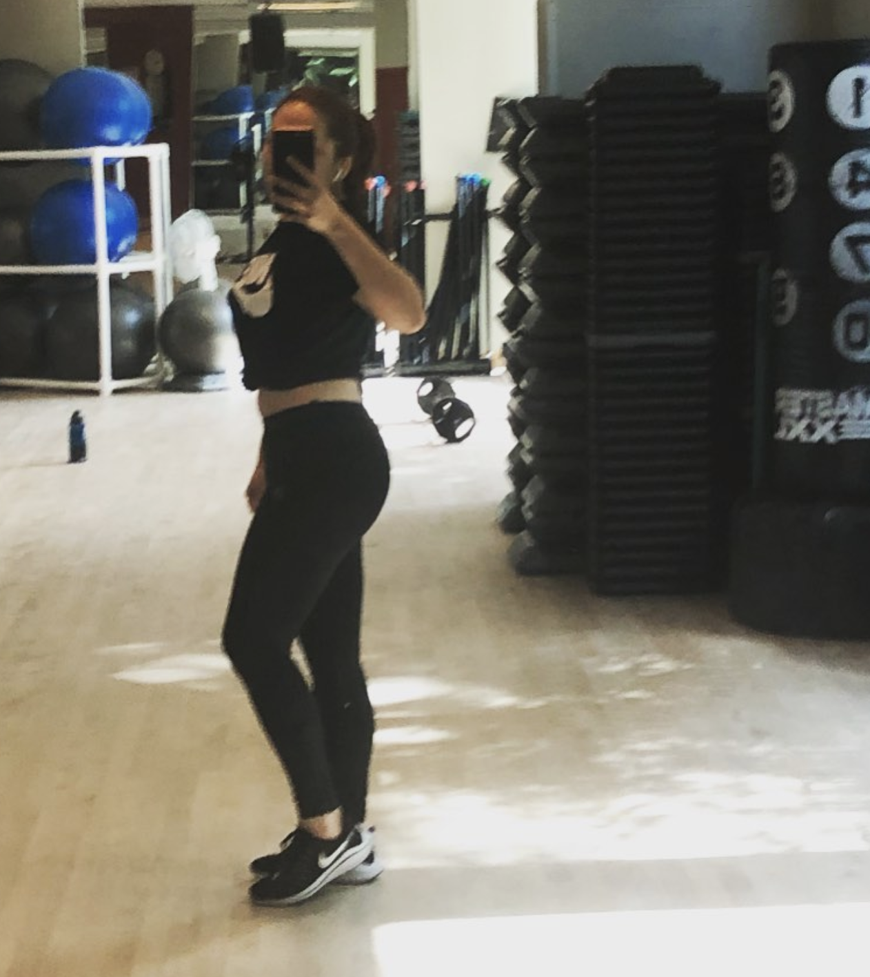 衛蘭朝早空肚做Gym