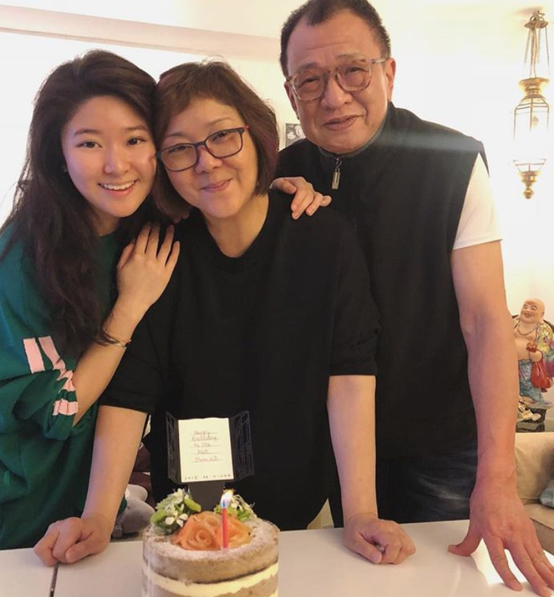 71歲無綫藝人許紹雄 Benz雄豪花2,300萬港幣購新加坡4千呎豪宅 為家庭移居新加坡