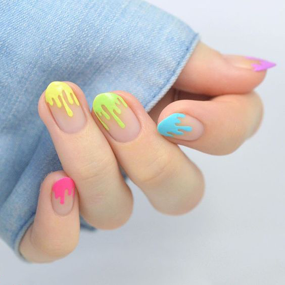 【2020春夏美甲提案】看再久也不會膩的指甲彩繪 「你也能擁有屬於自己的一道彩虹」