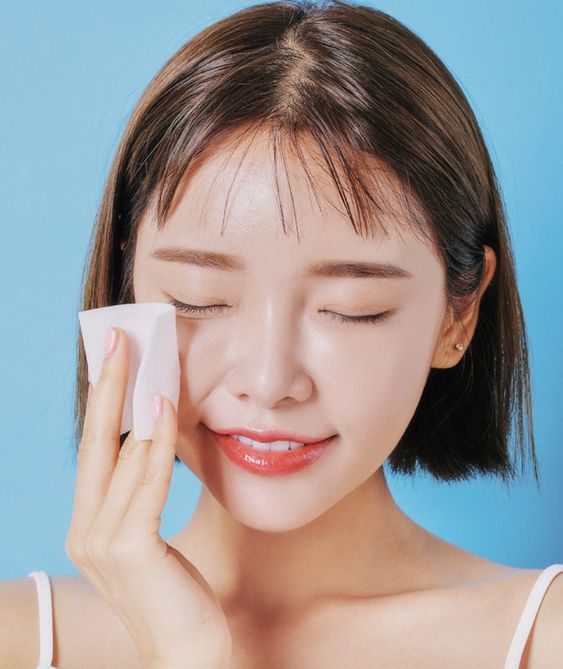 夏天浮粉甩妝點算好?激推「三明治上妝法」明星不脫妝的法寶