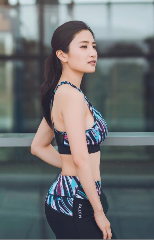 瑜伽服品牌推介 Lululemon Nike Lorna Jane Sleeh