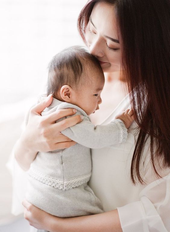 為愛鋌而走險 盤點娛樂圈內拿命生子的10大女明星 母愛真偉大!