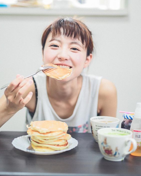 控制飲食從換餐具開始 換個小碗吃飯不知不覺瘦下來！