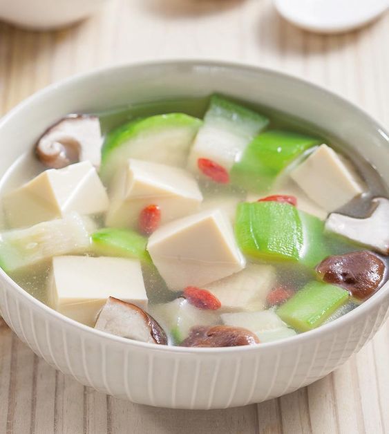 絲瓜豆腐湯