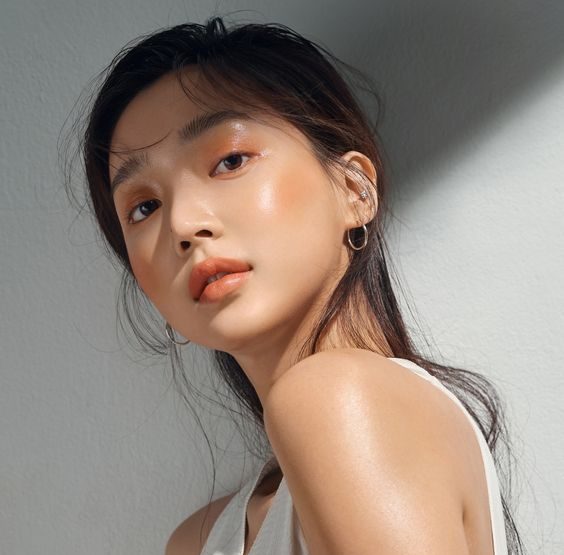 lip 7