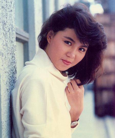 劉美娟拍拖一日就應承張崇德求婚 恩愛如昔至今 真愛不是由時間長短而定義