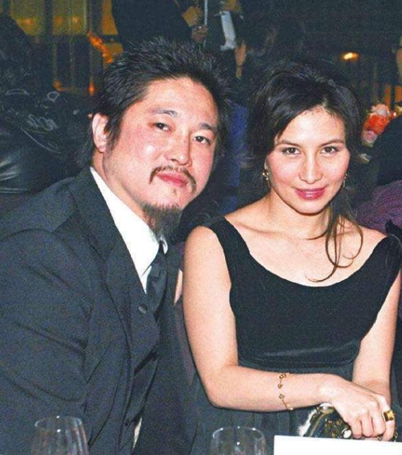 何超儀陳子聰相愛17年 仍如熱戀中情侶 互相扶持共患難 這叫真感情!