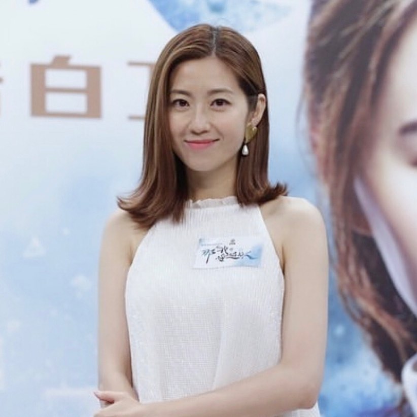 陳自瑤唯美婚紗照演獨角戲?「做自己的女王,活出自己」暗示同王浩信玩完?