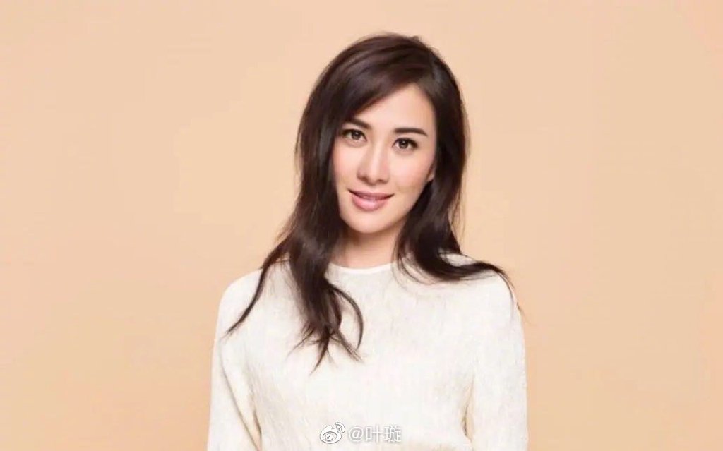 葉璇食隔離桌剩菜視頻被翻炒變紅人 內地網民讚她惜食行為值得學習