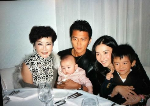 謝霆鋒認愛王菲夠單純 同張柏芝離婚9年不願見面不是不愛了 而是為了守護她？