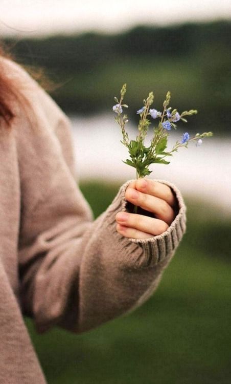 你還在熬夜等他的信息嗎?別等了,戒掉熬夜和他,關上手機早點睡,迎接明天