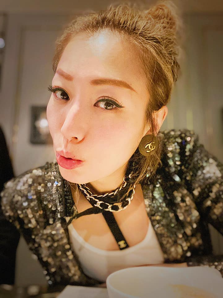 鄭秀文經歷「安心偷食」領悟世上並無童話 愛了許志安28年無法斬斷 那就選擇原諒