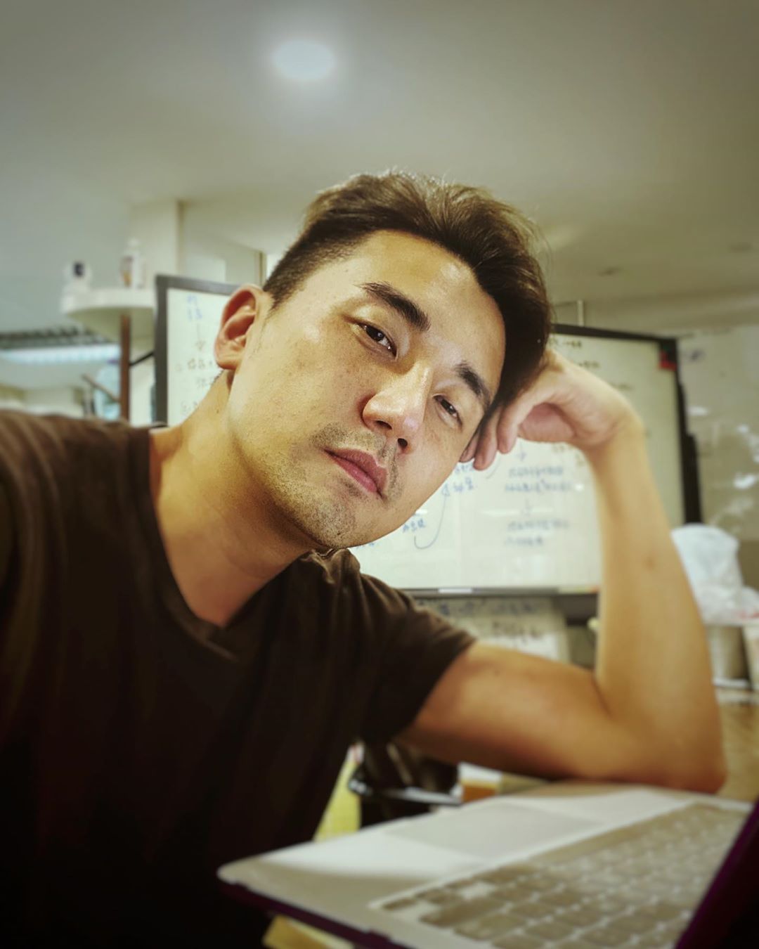 唐詩詠「絕世好女友」卻情路坎坷 是因為被原生家庭影響 導致過分收藏自己？