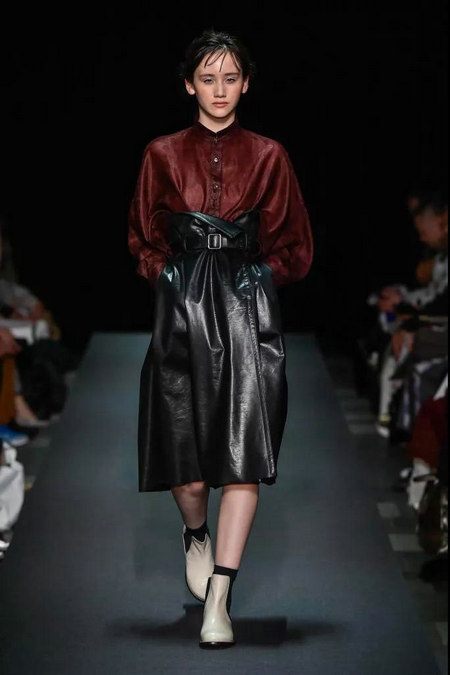 2020秋冬服裝色系