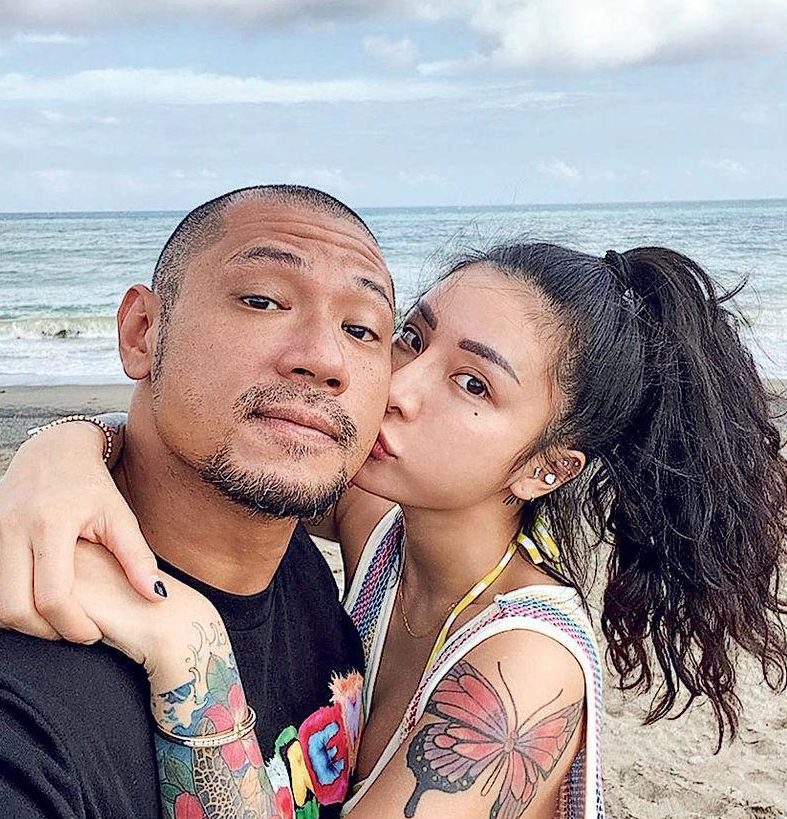 ！梁云菲受不了金剛「窒息式的愛」1200