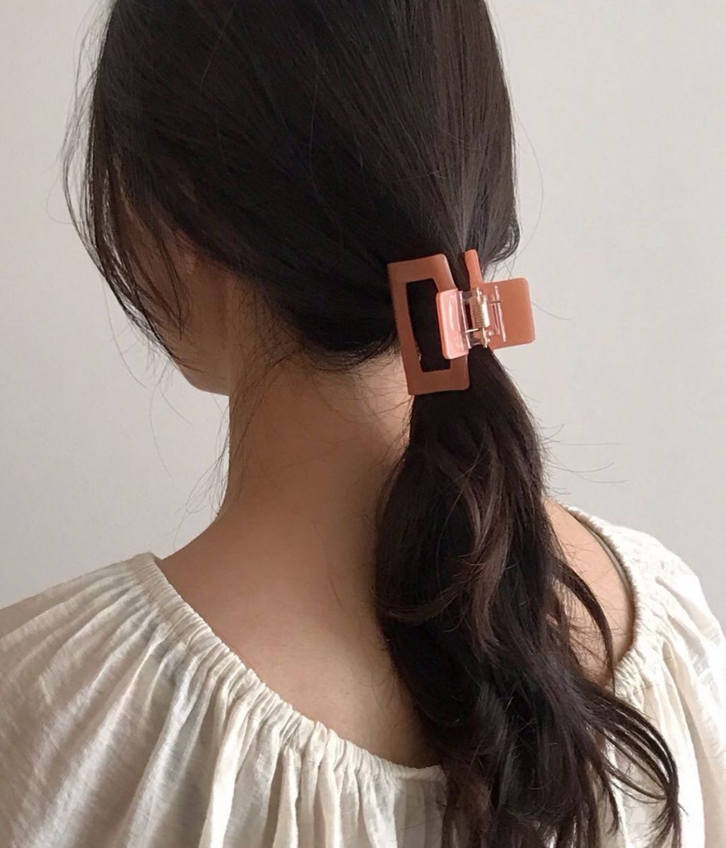 4款隨性不隨便的鯊魚夾造型！