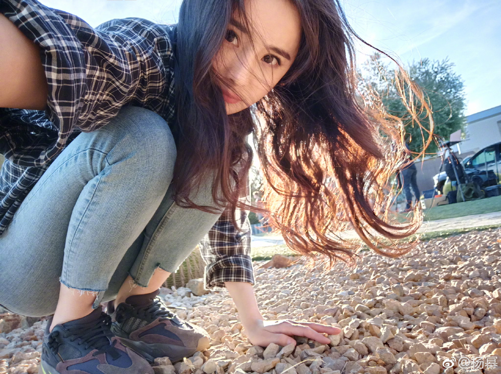 【楊冪霸氣金句】女人要自愛 這是自己所能控制 別人無法收回 懂得自愛才能愛人