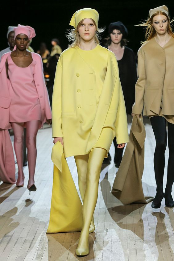 2020秋冬服裝色系