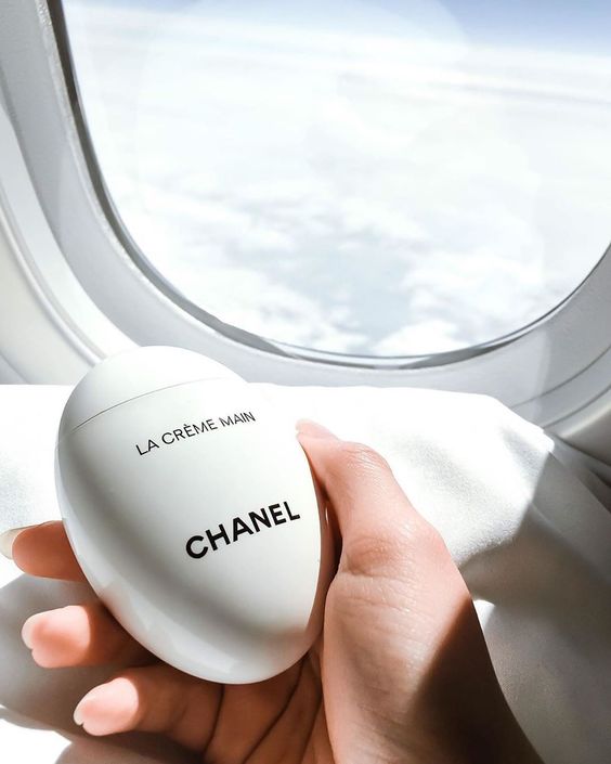 chanel la creme