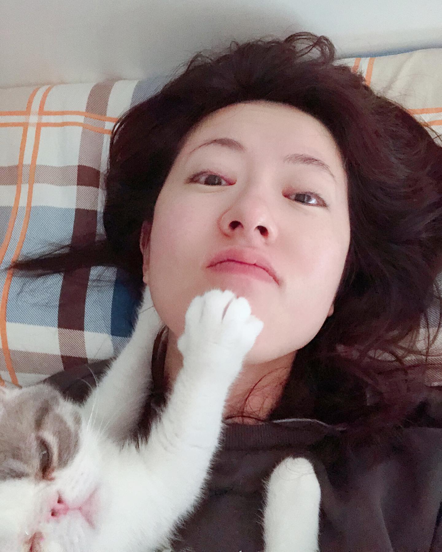 唐詩詠「絕世好女友」卻情路坎坷 是因為被原生家庭影響 導致過分收藏自己？