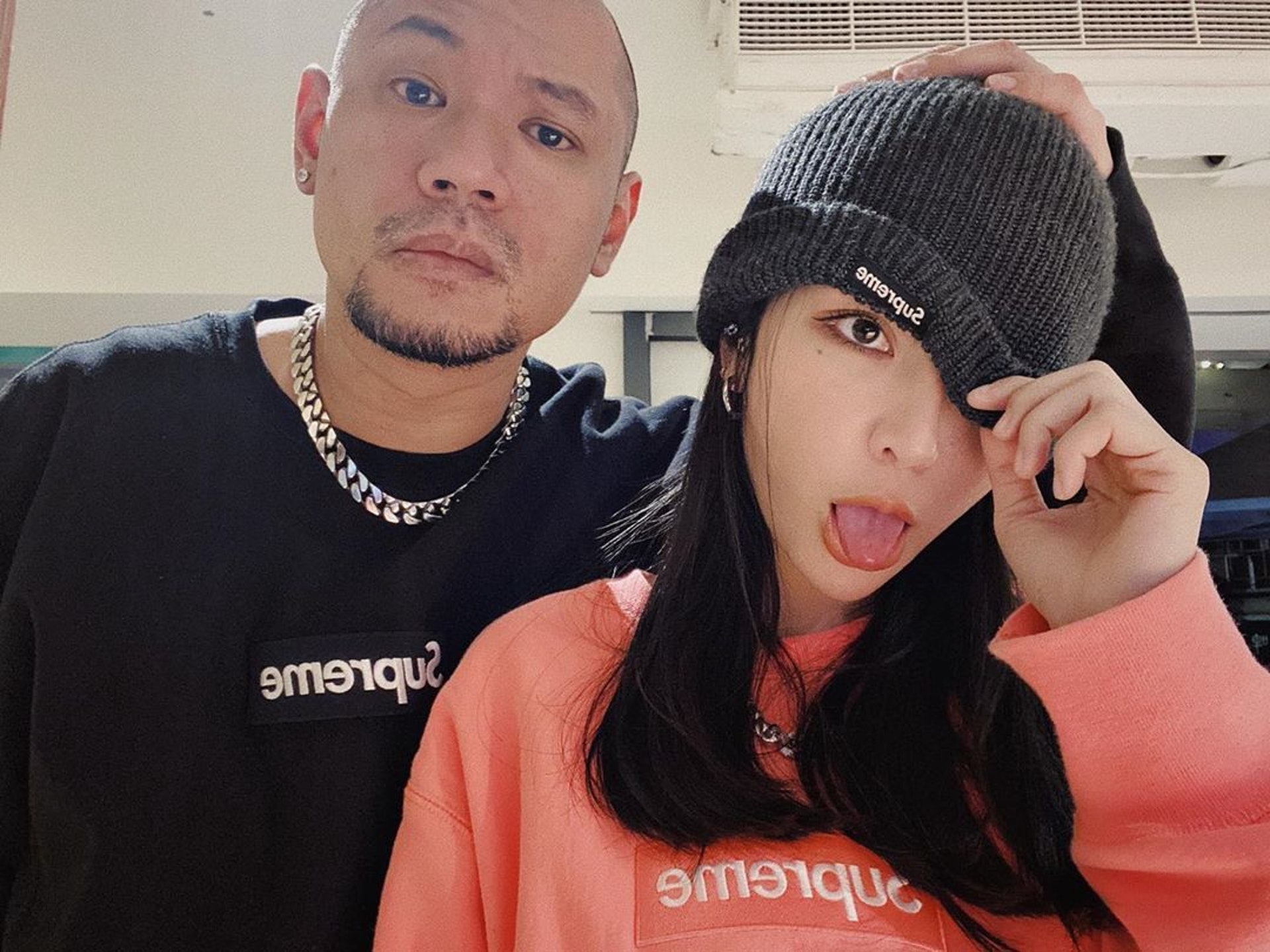 ！梁云菲受不了金剛「窒息式的愛」1200