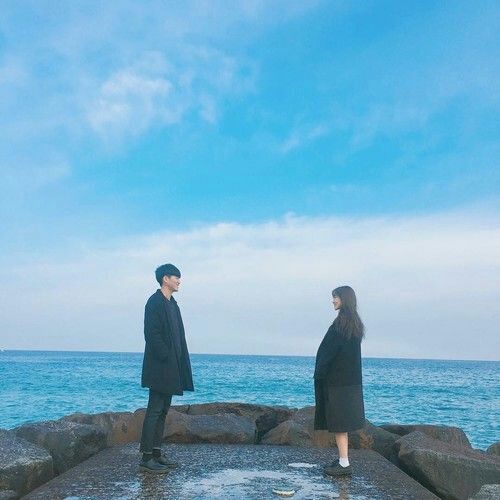 忍不住窺視現任的前度?過度鑽牛角尖只會斷送幸福