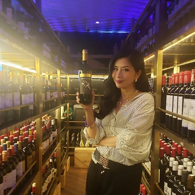 【熟女強人】吳家麗曾因男友出軌、外表強勢至今仍單身:現在只追求心靈伴侶