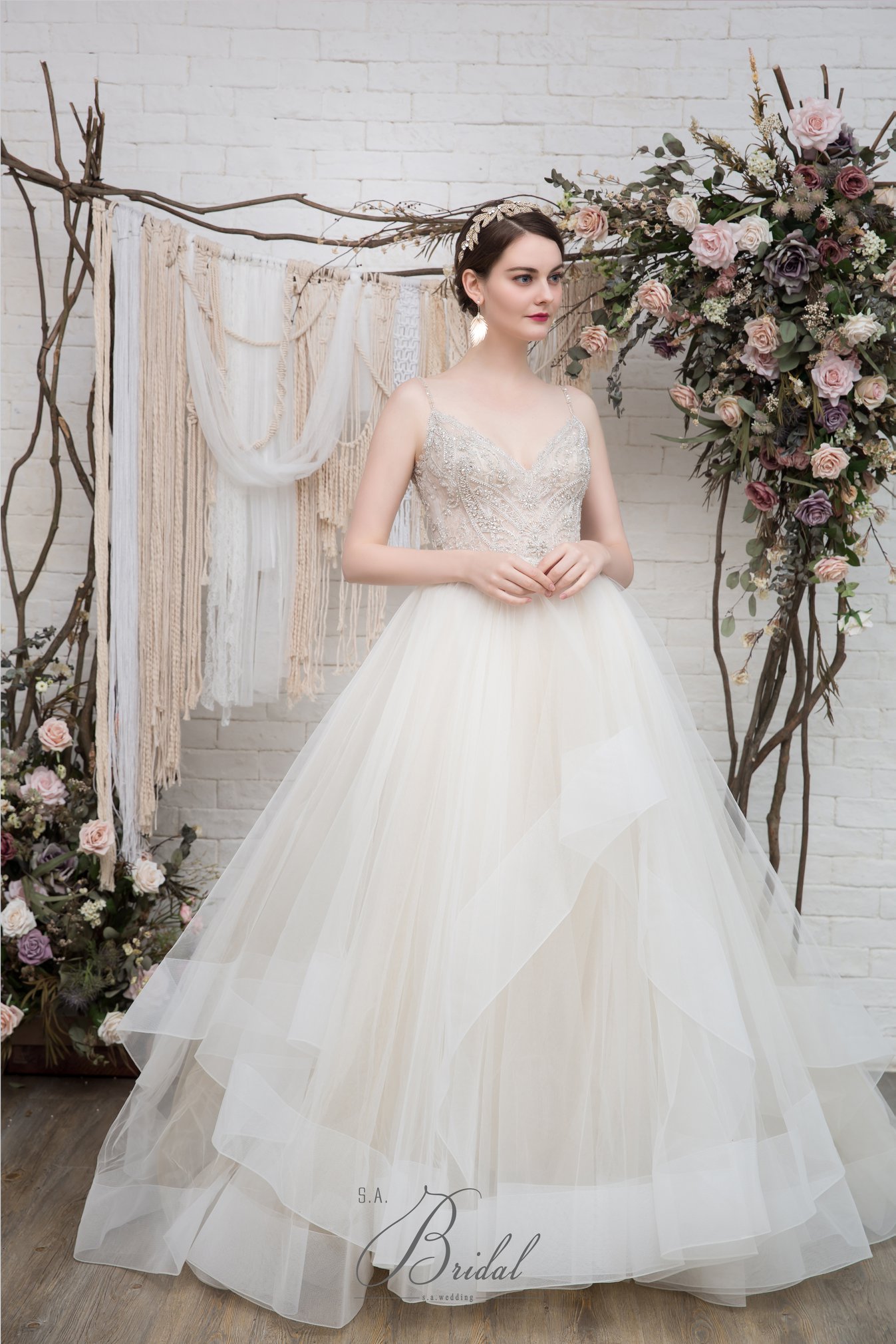 【婚紗禮服租借】精選7間熱門婚紗店推介 以最抵價格租借高質、時尚婚紗禮服