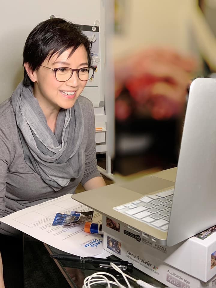 楊婉儀甘同丈夫共患難 為還欠債抵押港姐后冠 港姐變平民 現移居美國重新開始