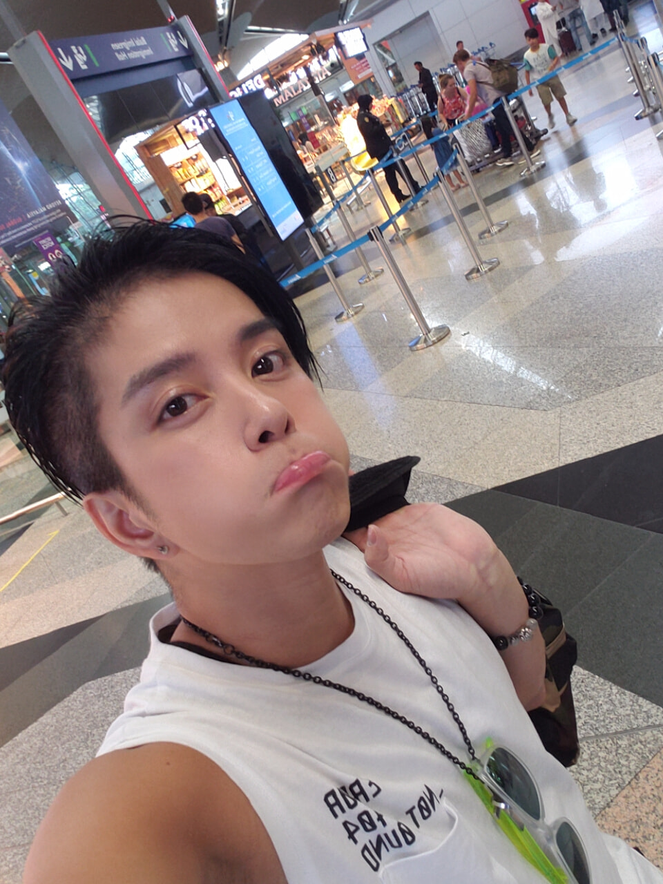 張彥博破碎家庭出身 曾不能接受父母再婚到後來釋懷 如今更買車接載繼父出入醫院