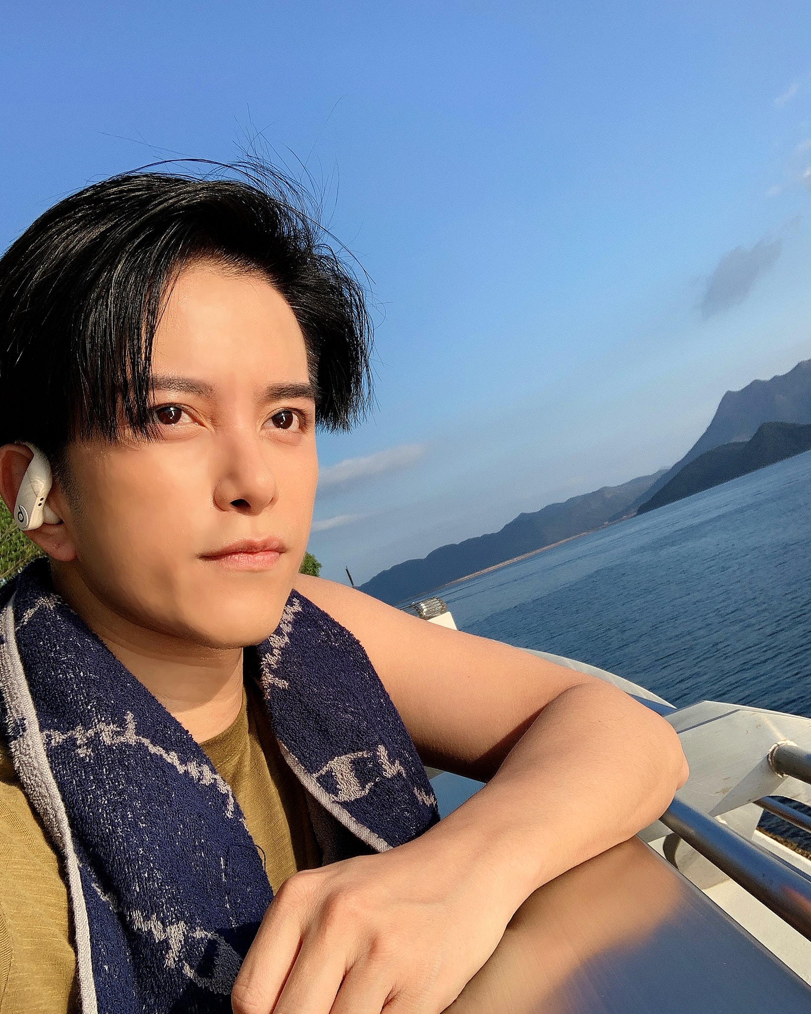 張彥博破碎家庭出身 曾不能接受父母再婚到後來釋懷 如今更買車接載繼父出入醫院