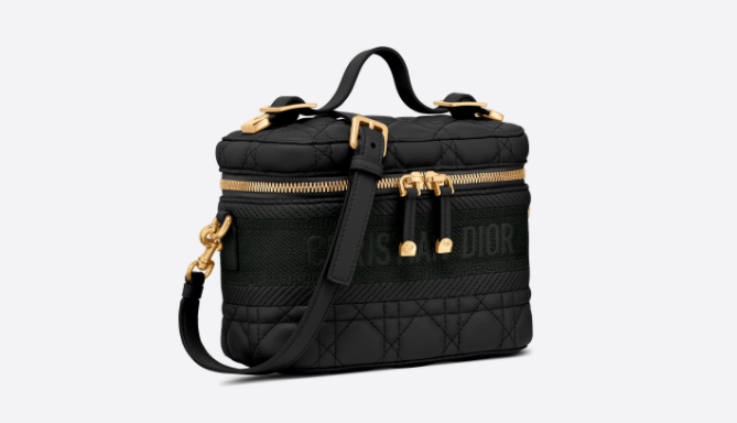 【Dior 2021手袋】必入皮革化妝箱手袋 復古又實用 Saddle等換上奶茶色掀起熱潮