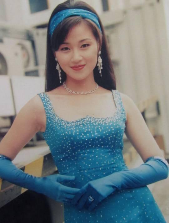 萬綺雯時隔24年再扮演藍鳳萍