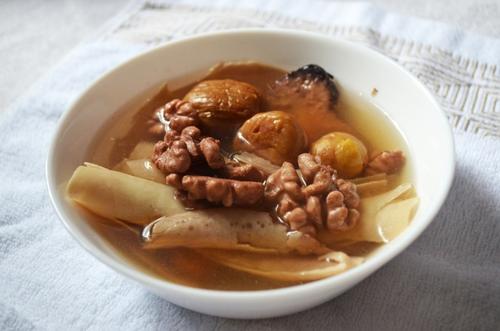 【栗子湯水食譜】秋天涼易脾虛不適 4款健脾補腎湯水推介 能抗衰老、延年益壽