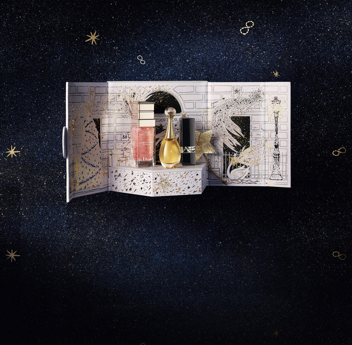 Dior Petit Theatre Montaigne - Iconic Trio Mood