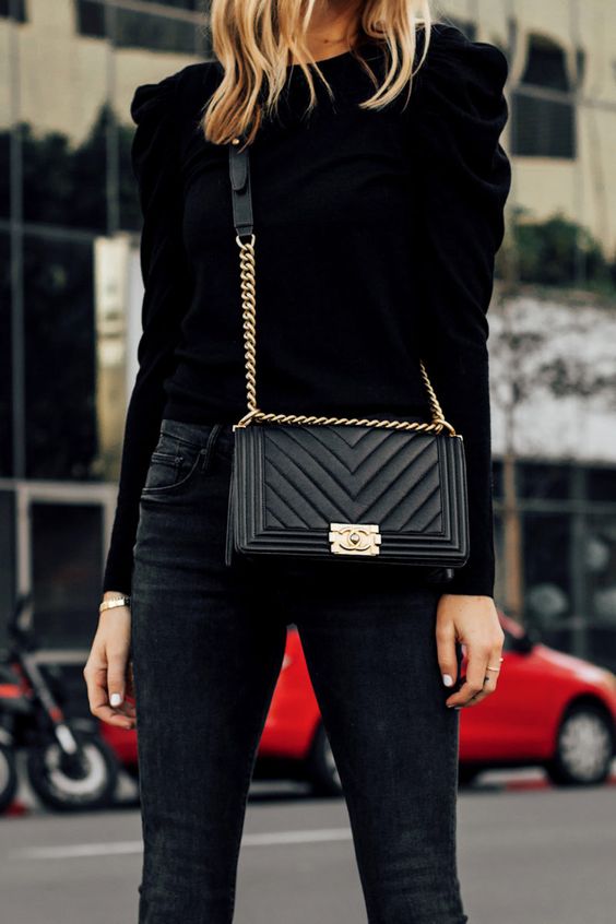 Chanel手袋】7款萬年不敗純黑色手袋有hobo、水桶袋、經典款等