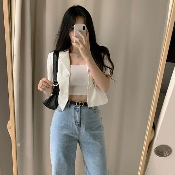 注意模特兒的Pose