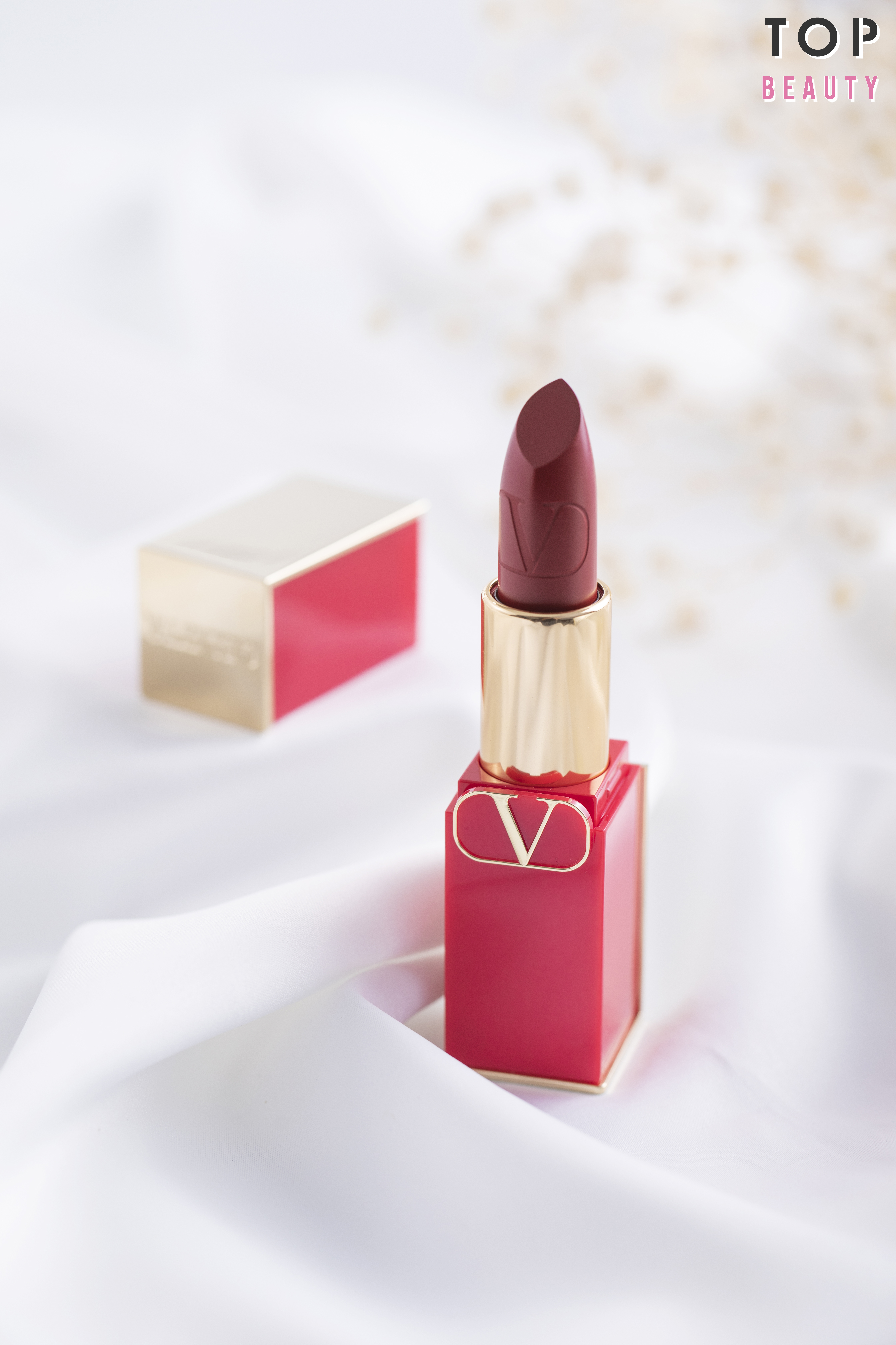 Valentino Beauty Rosso Valentino高訂經典唇膏超美包裝。