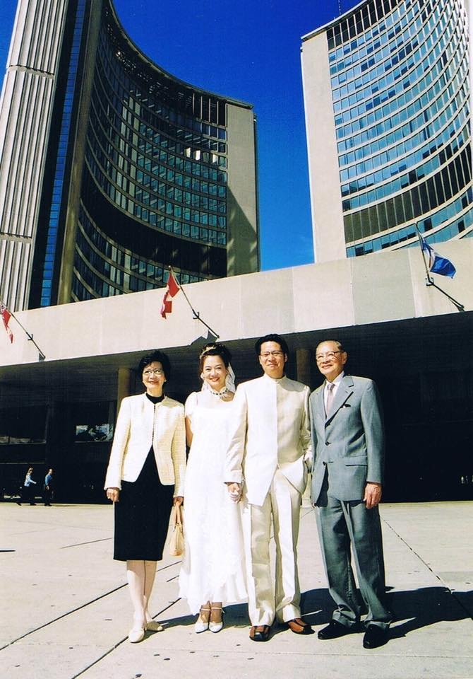 鄭子誠與劉倩怡終在2003年結婚