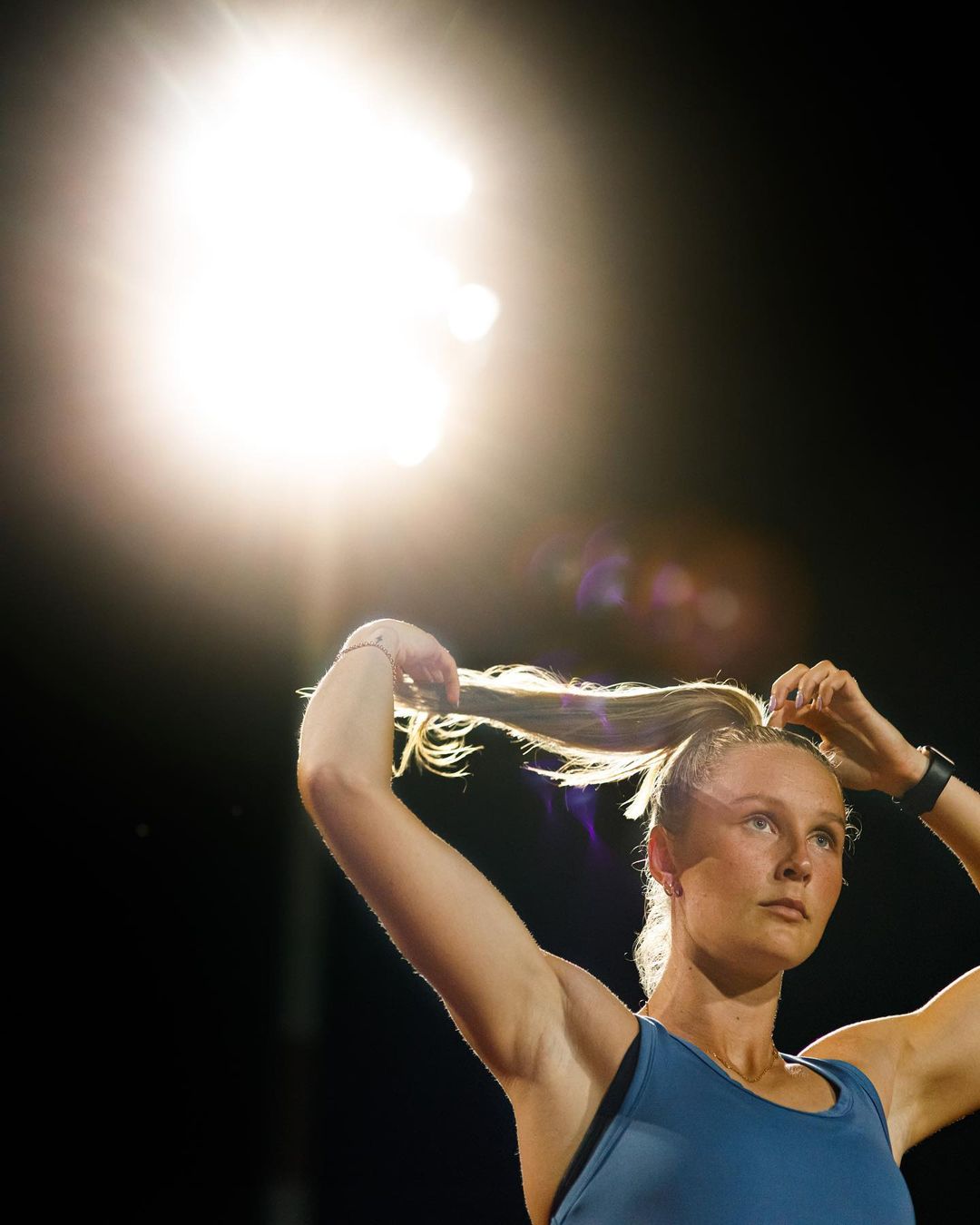 Riley Day努力訓練迎戰。