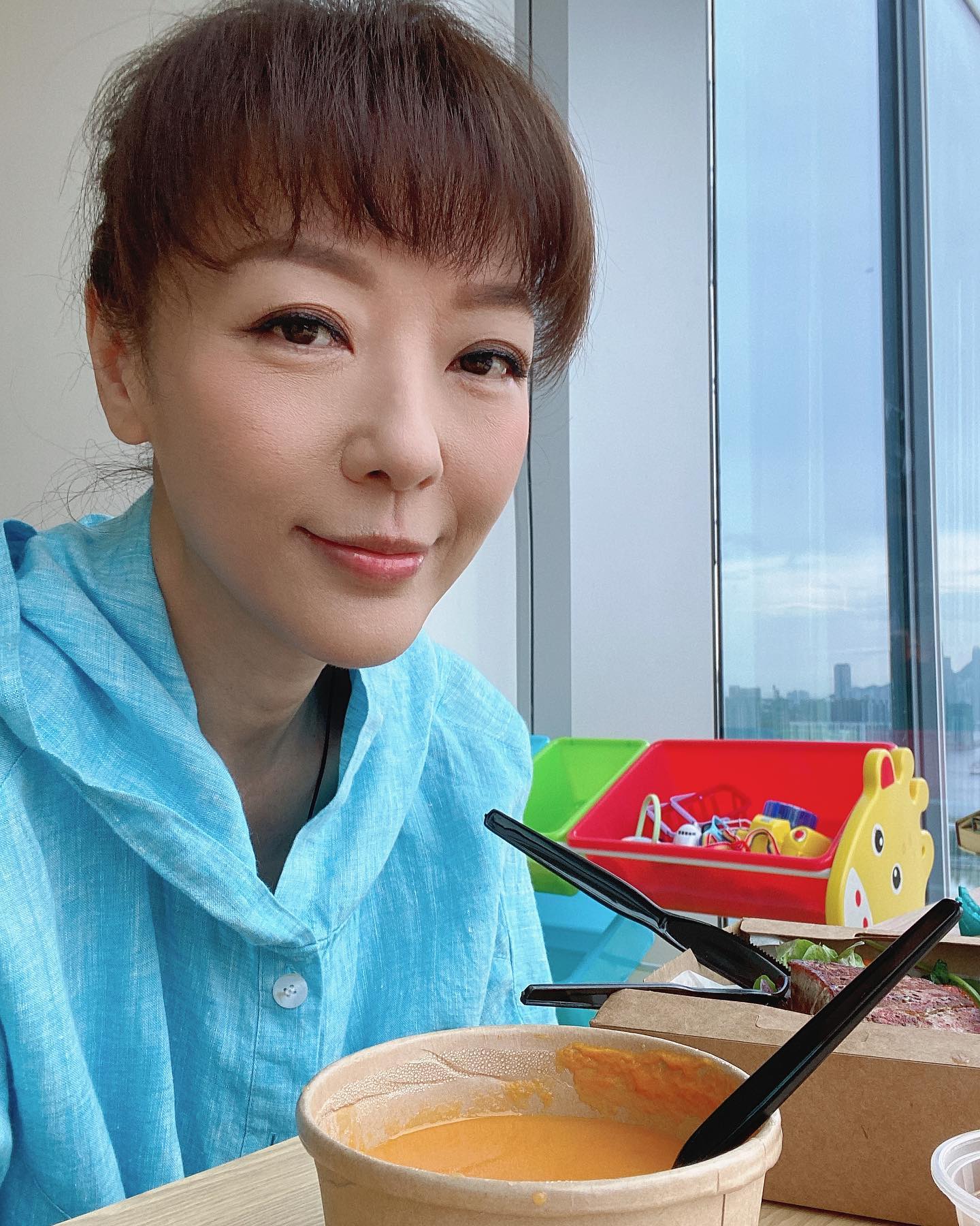 郭少芸一個騷收6萬