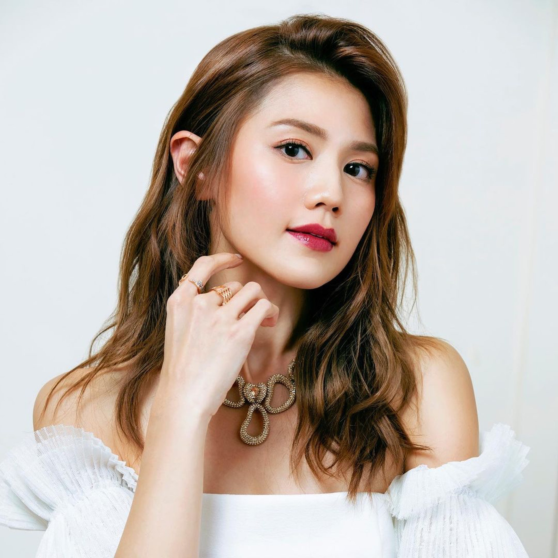 周秀娜珠寶代言寫真