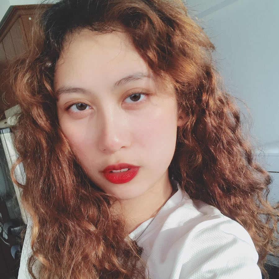 「東涌羅浩楷」Kirsten利愛安曲髮配韓妝都不錯。